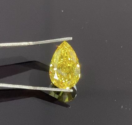 Pear Brilliant Cut HPHT CVD Lab สร้างเพชรสีเหลือง 1-1.3 กะรัต
