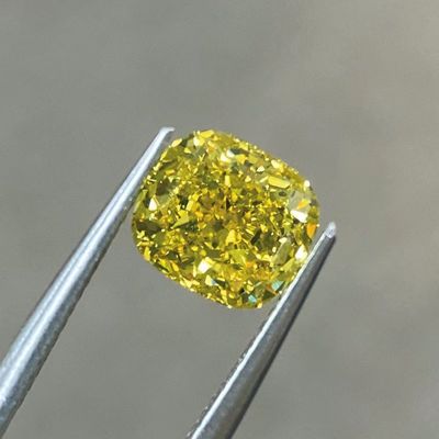 คุชชั่นคัท HPHT Lab Grown Yellow Diamond มีทุกทรง
