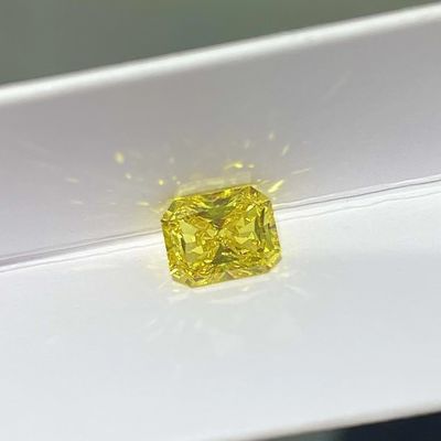 Radiant Cut Synthetic Lab สร้างเพชรสีเหลือง 2-2.99 กะรัต