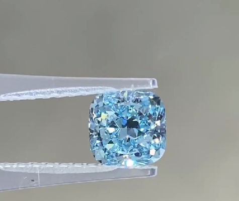 CVD Lab ขนาดใหญ่ปลูกเพชรสีน้ำเงินแฟนซีสดใสสังเคราะห์ 2.25 กะรัต Cushion Cut VS1