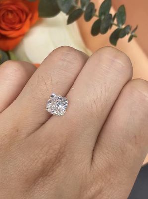 VVS-VS Colorless 1 กะรัต Cushion Cut Loose Diamond IGI Certified
