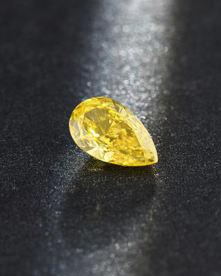ลูกแพร์คัทสังเคราะห์ Lab Grown Canary Diamonds IGI Certified