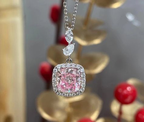 1.63ct Pink Cushion Cut Laboratory VS สร้อยคอเพชร ทองคำขาว 18k บริการปรับแต่ง