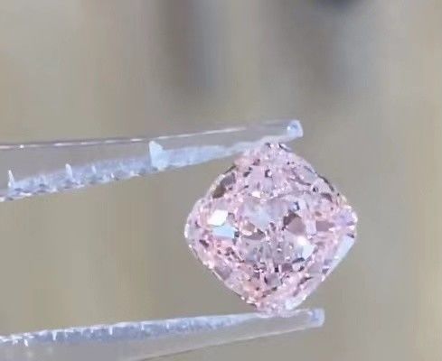 VVS2 Lab Grown Baby Pink Diamonds Fancy Intense Pink Cushion Loose Diamond