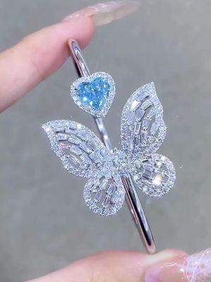 สร้อยข้อมือพับเพชรที่ปลูก สีหรู สร้อยประดับเพชร สร้อยคอหู