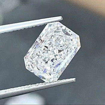 คุณภาพสูง 3CT D สี VS ความชัดเจน รูปทรงสว่าง Lab CVD Diamond GIA Certified